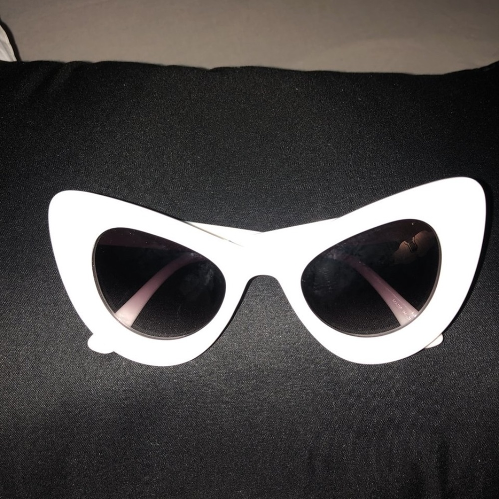 White Cateye Vintage Sunglasses